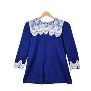 VTG David Rose Ribbed Sweater Top sz XL* Blue Lace Collar Cuffs Back Keyhole